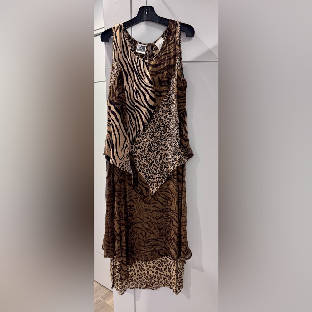 Chic Asymmetrical Animal Print Dress